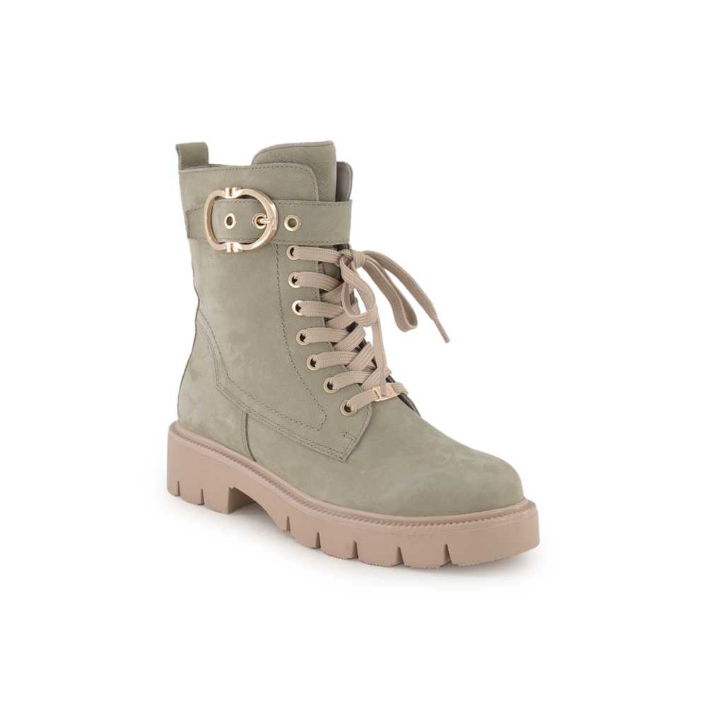 Caprice, Schnürboots