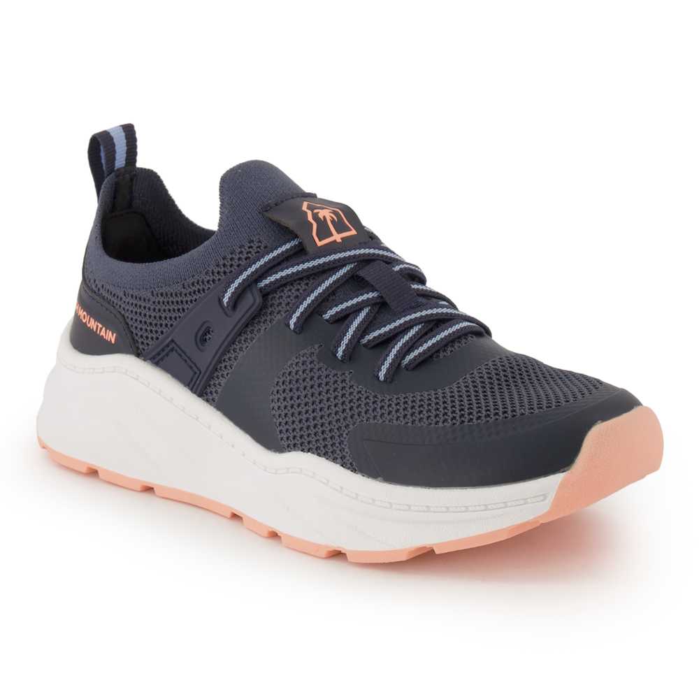 Beach Mountain, Sneaker