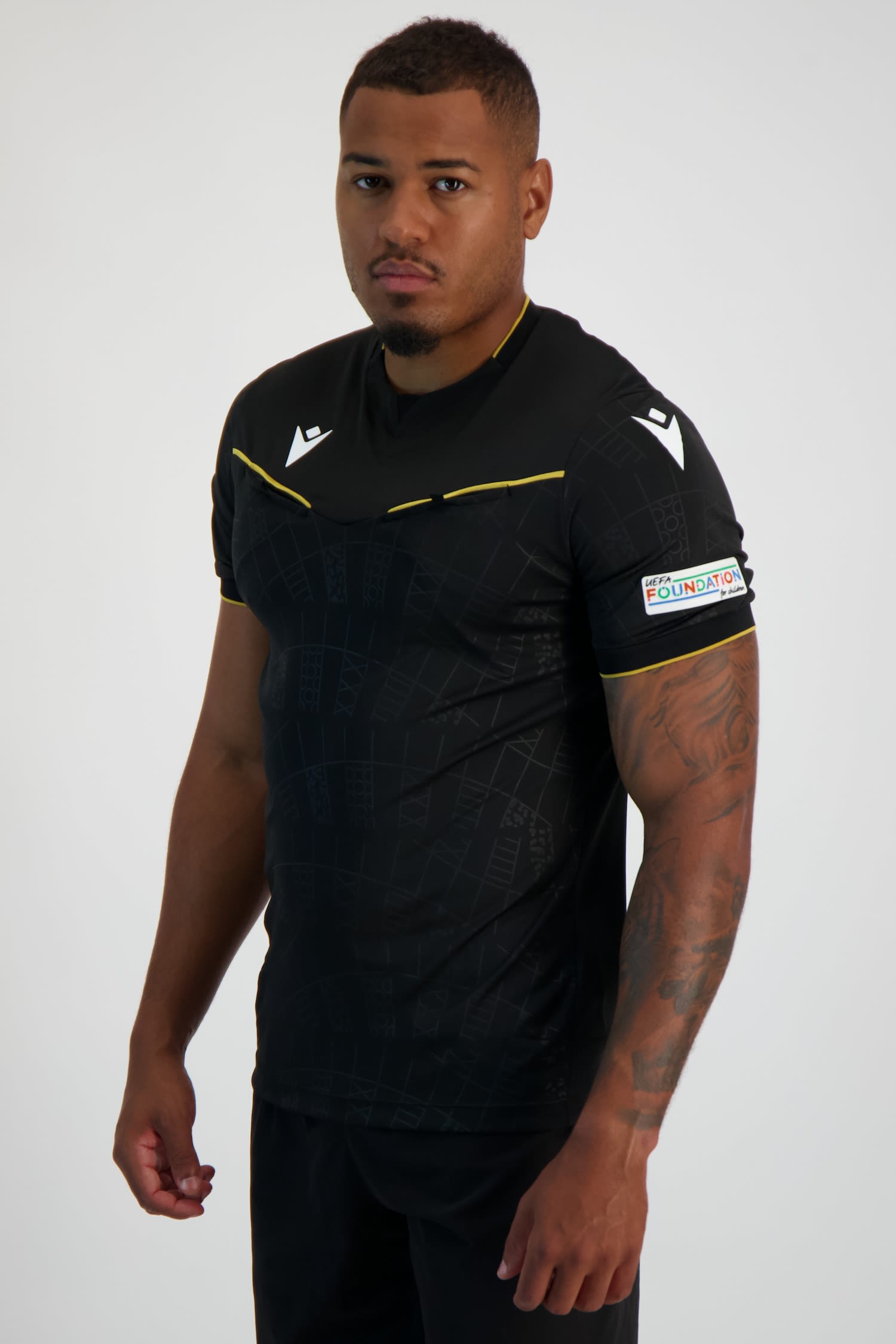 UEFA Schiedsrichter Fussballtrikot EM 2024